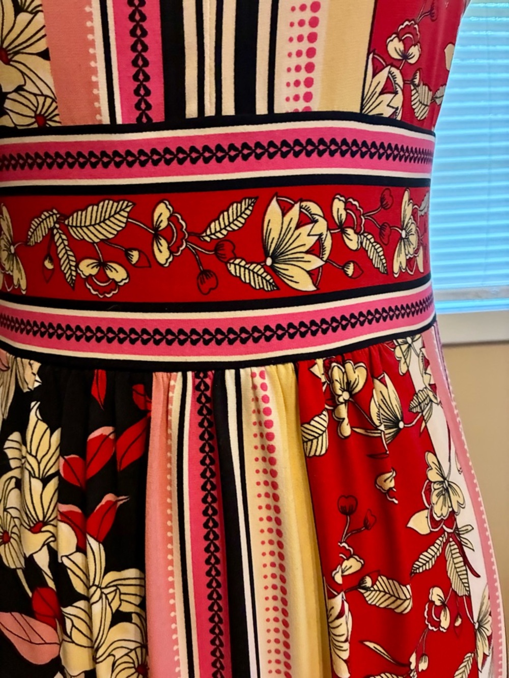 London Times Sleeveless Red Floral Stripe Maxi Dress - Small - Picture 3 of 8